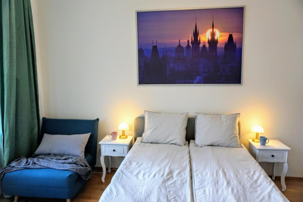 W Apartment, Vintage Style, Next To Wenceslas Square, Prague Center Apartment