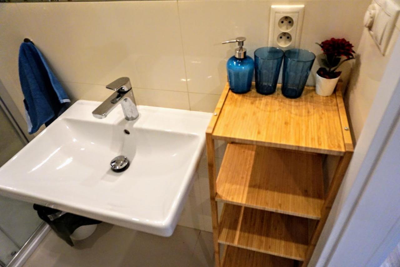 W Apartment, Vintage Style, Next To Wenceslas Square, Prague Center Apartment